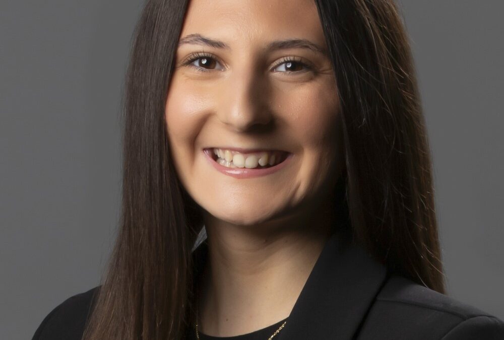 2025 Headshot Fisch 001