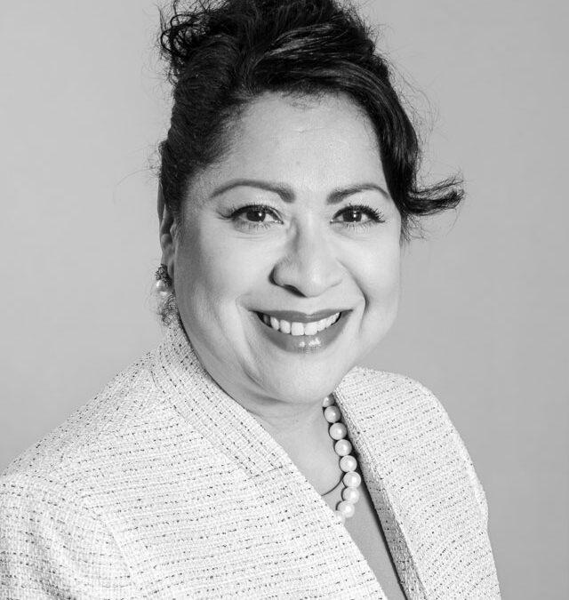 Dr. Laura Murillo